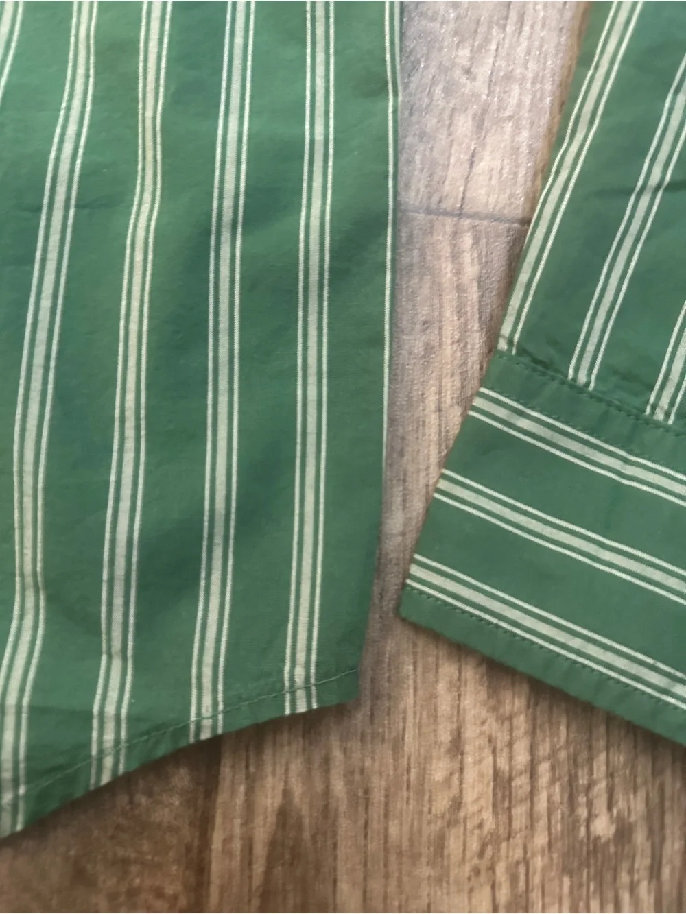 Levi's Relaxed Crop Casual Formal Button-Down Shirt Men’s Sz M Striped Green